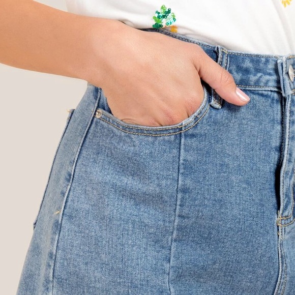 Francesca’s Jean skirt - Picture 3 of 4